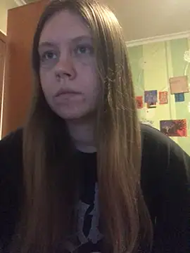 LunaVirelle online show from March 23, 2026, 8:35 pm