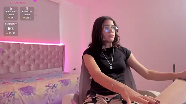 beiby glow online show from October 11, 2025, 12:58 pm