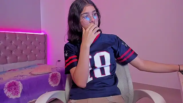 beiby glow online show from October 16, 2025, 12:28 pm