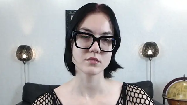 Marie Fitch online show from December 3, 2025, 11:14 pm