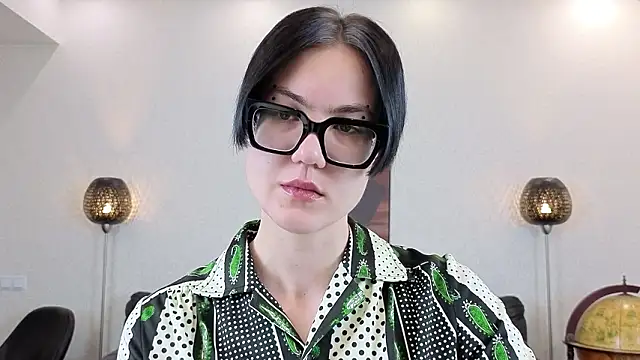 Marie Fitch online show from March 16, 2026, 2:28 am