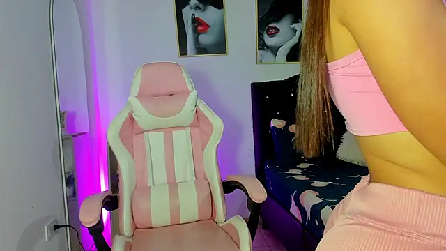 Ellenstefany   online show from November 21, 2025, 12:32 am