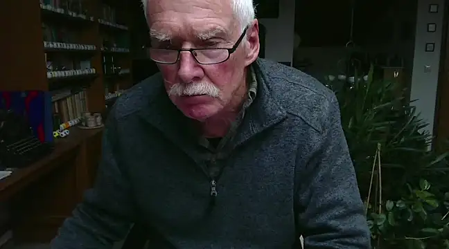 Snapshot of super-snoopy chatting on December 26, 2024, 1:10 pm super-snoopy online show from December 26, 2024, 1:10 pm