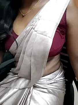 Tamilmallu-duskygirl03 online show from March 9, 2026, 6:39 am