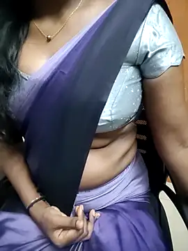 Tamilmallu-duskygirl03 online show from June 16, 2026, 4:53 pm