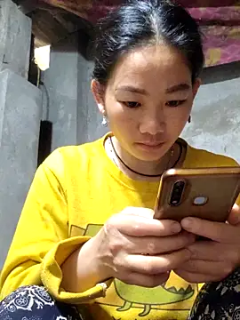 gio-thu online show from March 24, 2026, 2:27 am