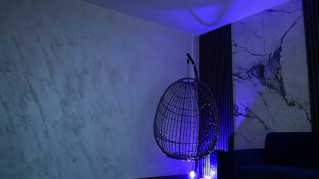 RachelRavee online show from February 22, 2026, 5:30 am