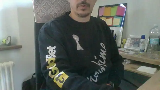 Kawayleo online show from November 11, 2025, 10:48 am