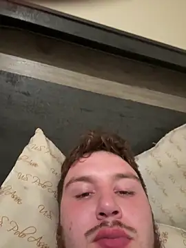 Snapshot of Nooshy chatting on October 30, 2025, 1:01 pm Nooshy online show from October 30, 2025, 1:01 pm