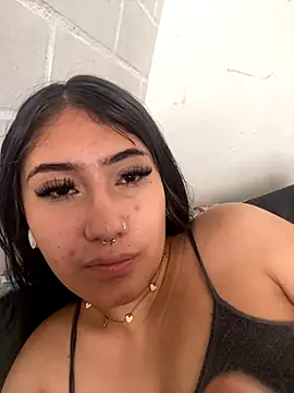 Snapshot of samanthaa_miller chatting on October 12, 2025, 6:18 pm samanthaa miller online show from October 12, 2025, 6:18 pm