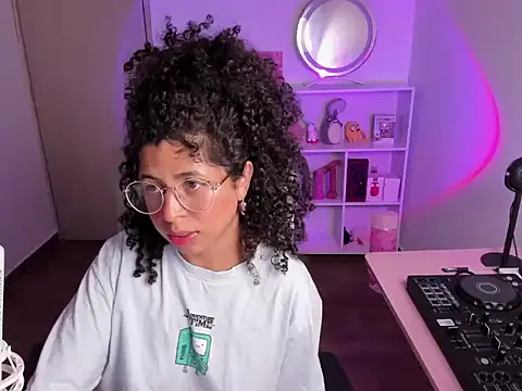 BunnyBellPrincess online show from October 11, 2025, 2:33 am