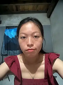 Snapshot of Zerin_nova chatting on October 13, 2025, 2:33 am Zerin nova online show from October 13, 2025, 2:33 am