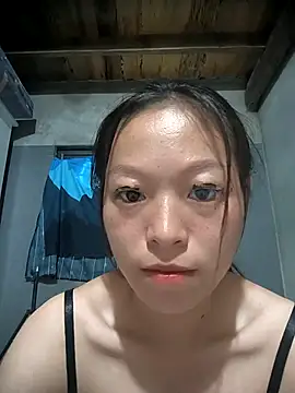 Snapshot of Zerin_nova chatting on October 14, 2025, 6:14 am Zerin nova online show from October 14, 2025, 6:14 am