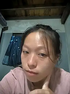 Snapshot of Zerin_nova chatting on October 19, 2025, 12:06 pm Zerin nova online show from October 19, 2025, 12:06 pm