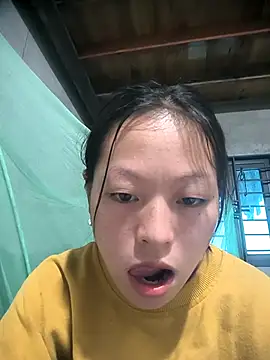 Snapshot of Zerin_nova chatting on November 3, 2025, 4:03 am Zerin nova online show from November 3, 2025, 4:03 am