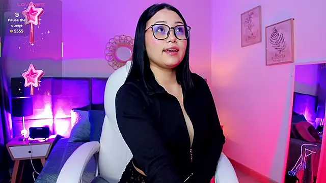 Tammy Carterr  online show from November 4, 2025, 12:37 pm