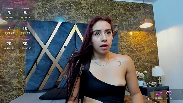 Vittoria Conti  online show from April 11, 2026, 5:17 pm