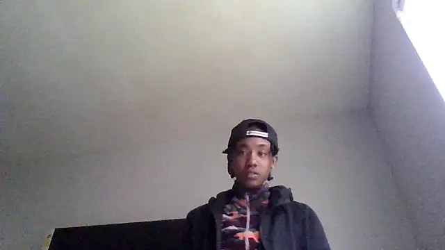 Snapshot of dezzidavill chatting on April 22, 2026, 12:50 pm dezzidavill online show from April 22, 2026, 12:50 pm