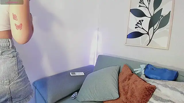 KassMonroe online show from April 9, 2026, 8:14 pm