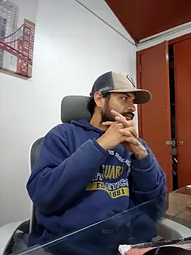 Snapshot of Nateskp_1 chatting on October 20, 2025, 9:48 pm Nateskp 1 online show from October 20, 2025, 9:48 pm