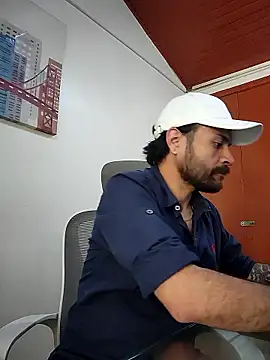 Snapshot of Nateskp_1 chatting on January 11, 2026, 4:34 pm Nateskp 1 online show from January 11, 2026, 4:34 pm