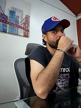 Snapshot of Nateskp_1 chatting on February 18, 2026, 7:32 pm Nateskp 1 online show from February 18, 2026, 7:32 pm