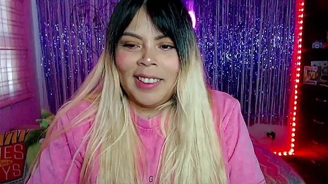 EllieMoonX online show from March 20, 2026, 10:47 pm