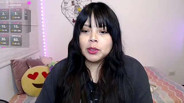 EllieMoonX online show from June 5, 2026, 11:54 pm