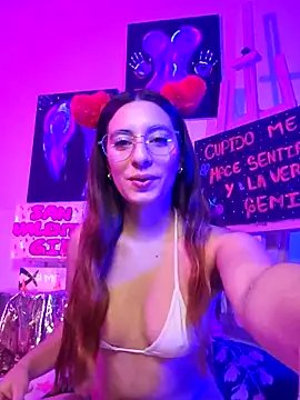 Meganthomson online show from February 15, 2026, 2:19 am