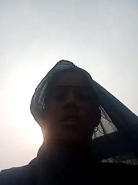 Snapshot of Hot_hasji38 chatting on October 24, 2025, 10:11 am Hot hasji38 online show from October 24, 2025, 10:11 am