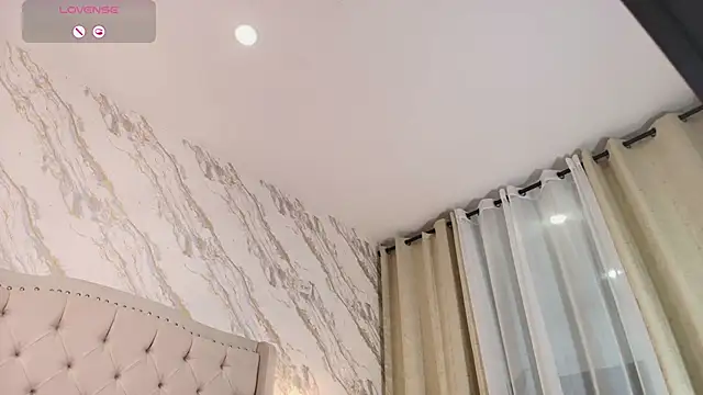 shanell-hott online show from February 7, 2026, 4:27 am