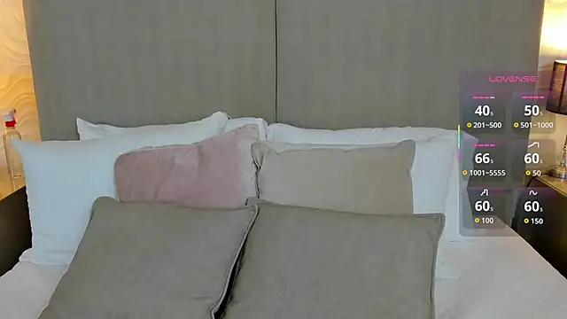 Snapshot of baby_naomy chatting on October 24, 2025, 2:13 pm baby naomy online show from October 24, 2025, 2:13 pm