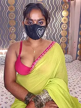 Sweet-Maddlina online show from October 10, 2025, 5:56 pm