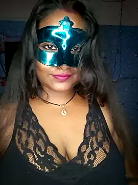 Snapshot of Sweet-Maddlina chatting on June 26, 2026, 3:33 am Sweet-Maddlina online show from June 26, 2026, 3:33 am