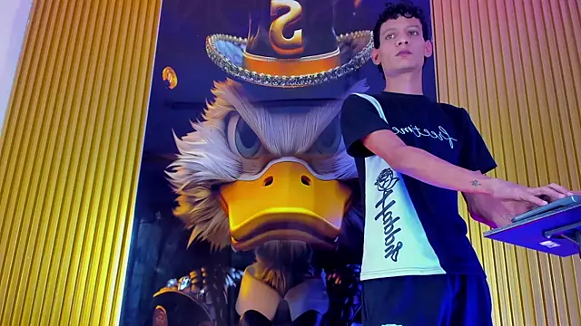 Snapshot of pervercity_guys_ chatting on October 26, 2025, 12:00 pm pervercity guys  online show from October 26, 2025, 12:00 pm