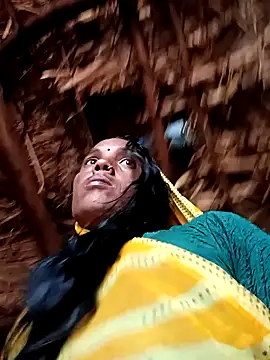 Cutsedi3 online show from October 14, 2025, 10:38 am