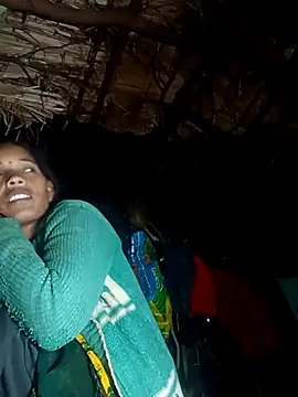 Cutsedi3 online show from January 6, 2026, 3:38 pm