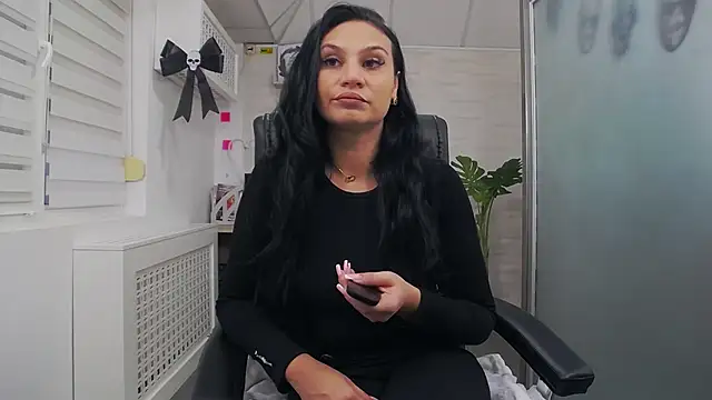 YaraXCox online show from October 30, 2025, 4:47 am