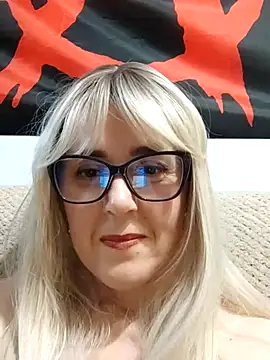 Amelialove42 online show from December 13, 2025, 7:53 pm