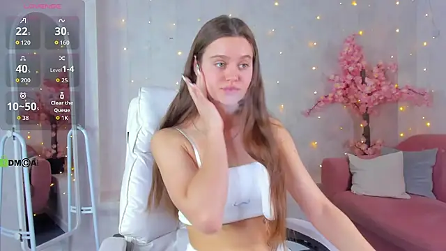 Snapshot of Renesmy_Black chatting on February 6, 2026, 12:04 am Renesmy Black online show from February 6, 2026, 12:04 am