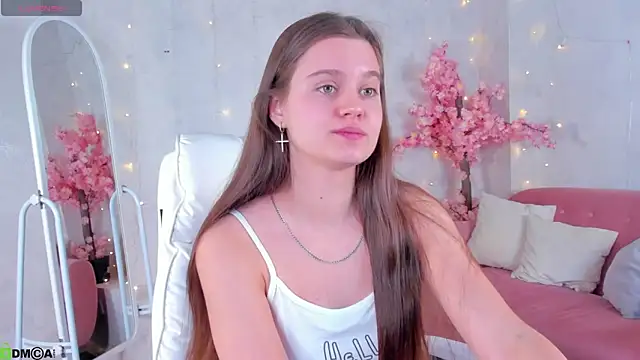 Snapshot of Renesmy_Black chatting on February 9, 2026, 11:42 pm Renesmy Black online show from February 9, 2026, 11:42 pm