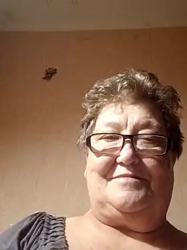 Katherine735 online show from November 30, 2025, 3:38 pm