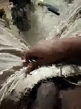 Snapshot of vi25vofgg chatting on November 1, 2025, 5:15 pm vi25vofgg online show from November 1, 2025, 5:15 pm