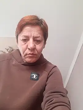 Snapshot of MiaSunni2334 chatting on October 18, 2025, 9:54 am MiaSunni2334 online show from October 18, 2025, 9:54 am