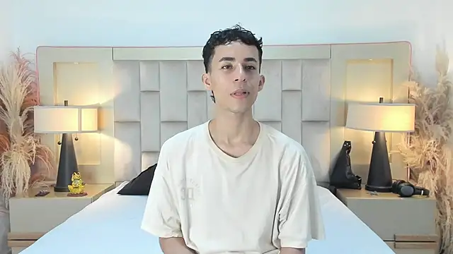 Zahir Ashar online show from April 1, 2026, 12:00 am