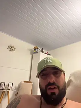 Sedutor69- online show from October 29, 2025, 5:42 am