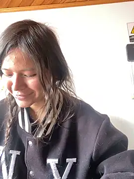 Ninfa pink online show from November 27, 2025, 7:05 pm