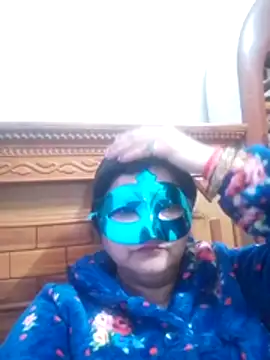 Honey-26 online show from December 20, 2025, 2:02 pm