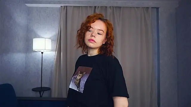 MelodyHasbrouck online show from October 18, 2025, 5:10 am