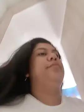 Snapshot of solnechka1 chatting on October 12, 2025, 5:23 pm solnechka1 online show from October 12, 2025, 5:23 pm